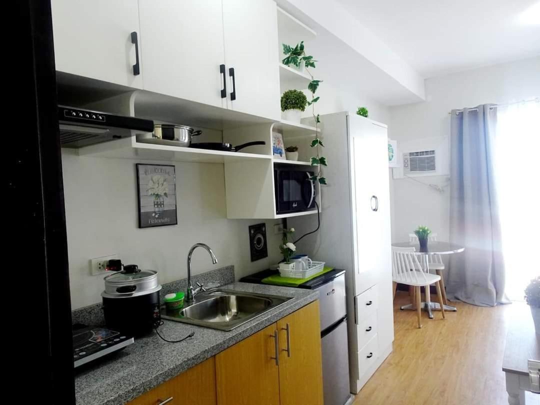Mesaverte Deluxe Studio With Balcony Кагаян де Оро Екстериор снимка