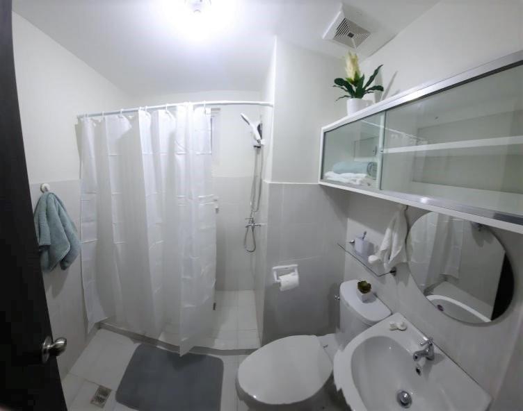 Mesaverte Deluxe Studio With Balcony Кагаян де Оро Екстериор снимка