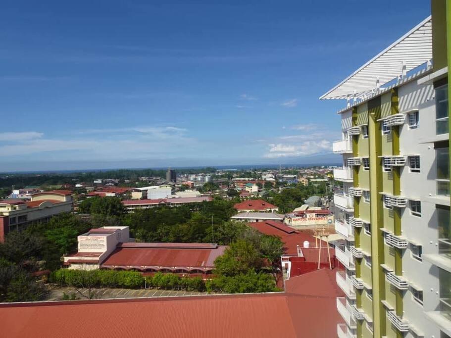 Mesaverte Deluxe Studio With Balcony Кагаян де Оро Екстериор снимка