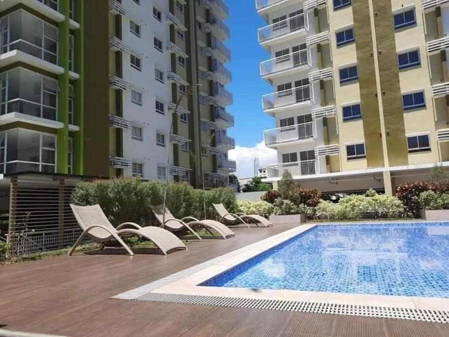 Mesaverte Deluxe Studio With Balcony Кагаян де Оро Екстериор снимка