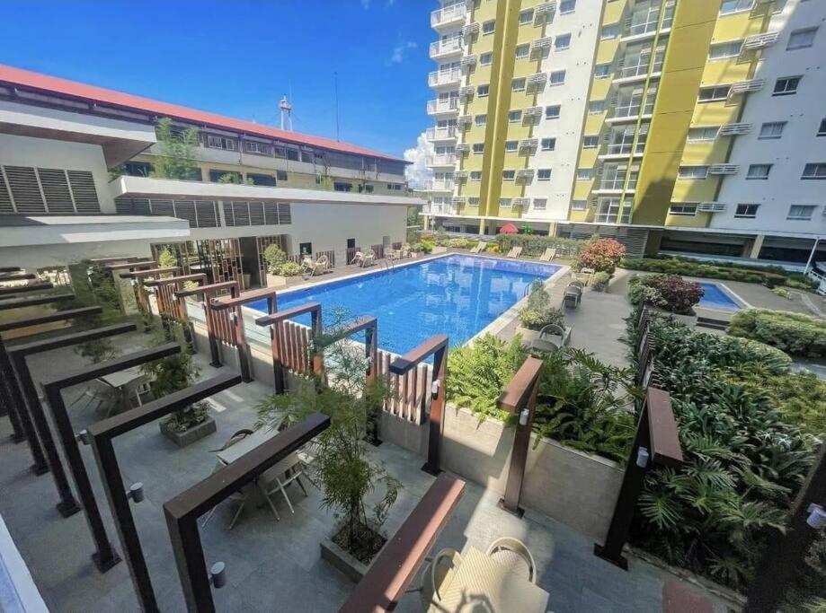 Mesaverte Deluxe Studio With Balcony Кагаян де Оро Екстериор снимка